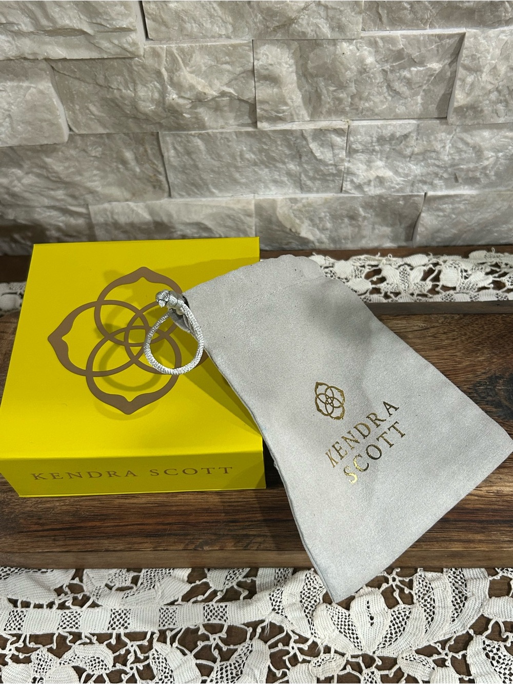 Kendra Scott Jewelry Box with Branded Pouch